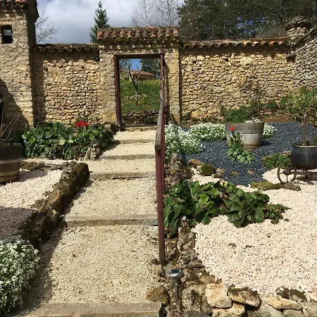 Roquebrune Bed & Breakfast Saint-Alvere